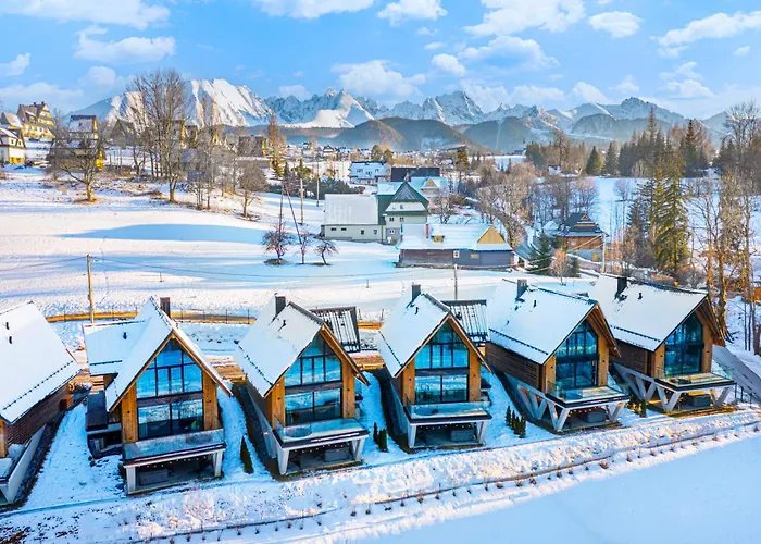 Crystal Pine Luxury Villas With Jacuzzi & Sauna By Bqqk